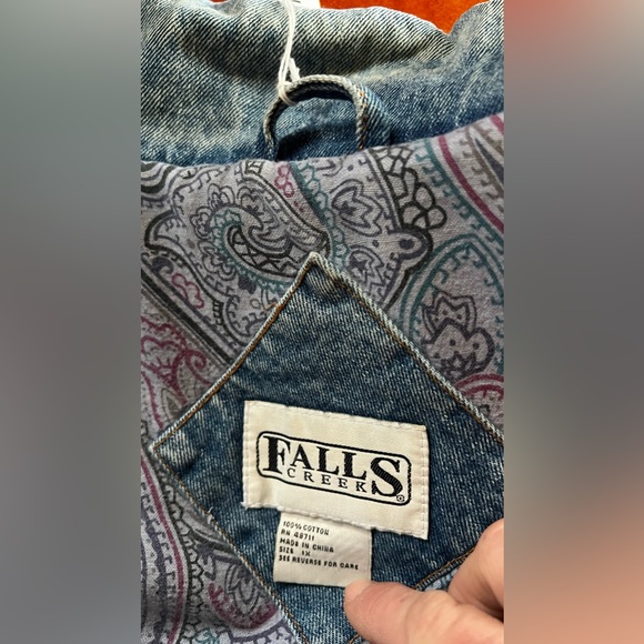 Falls Creek Vintage Denim Jacket - Picture 9 of 10
